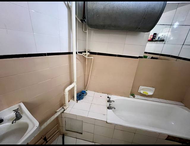 2 BEDROOM SECTIONAL TITLE FOR SALE IN MORNINGSIDE